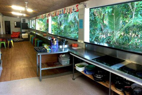 Mission Beach Retreat - Accommodation Port Macquarie 7