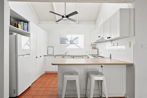 Mysa Anglesea Sleeps 7 WiFi Netflix Cafes Shops - Accommodation Port Macquarie 3