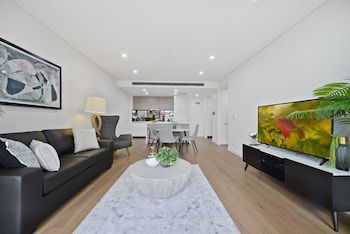 Ultra Modern Luxurious Home In Tranquil Sydney - Accommodation Port Macquarie 0