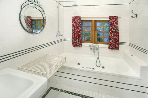 TRANQUILO BEACH HOUSE - Accommodation Port Macquarie 6