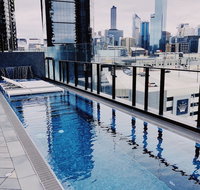 Southbank Top CityView 2BR Apartment - Accommodation Port Macquarie