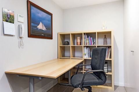 Stylish 1 Bedroom Apartment Camperdown - Accommodation Port Macquarie 3