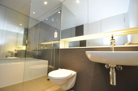 Stylish 1 Bedroom Apartment Camperdown - Accommodation Port Macquarie 6