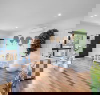 AUJOY 3 Bed Townhouse Burwood 1 - Accommodation Port Macquarie