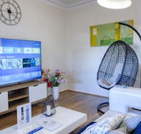 Wollongong train station holiday house - Accommodation Port Macquarie