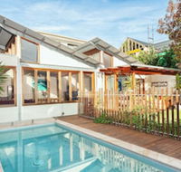 Sunny Family Beach House - Accommodation Port Macquarie