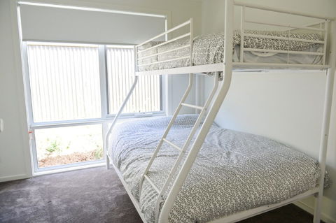 7 Gilmore Smiths Beach House - Accommodation Port Macquarie 1