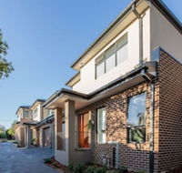 AUJOY 4 Bed Townhouse Burwood 2 - Accommodation Port Macquarie