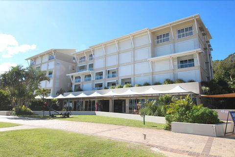 Deep Blue 12 - Accommodation Port Macquarie 0