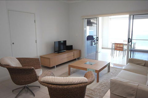 Deep Blue 12 - Accommodation Port Macquarie 2
