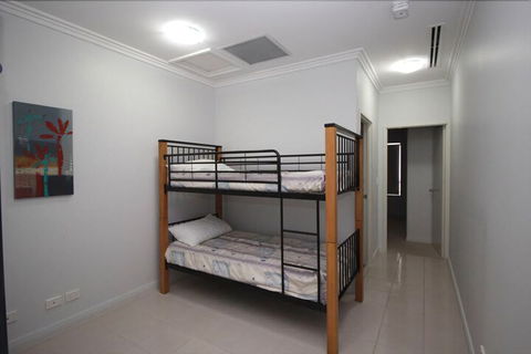 Deep Blue 13 - Accommodation Port Macquarie 5