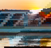 Ulverstone Waterfront Apartments - Accommodation Port Macquarie
