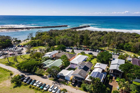 A PERFECT STAY Sunset Beach Riverside - Accommodation Port Macquarie 1