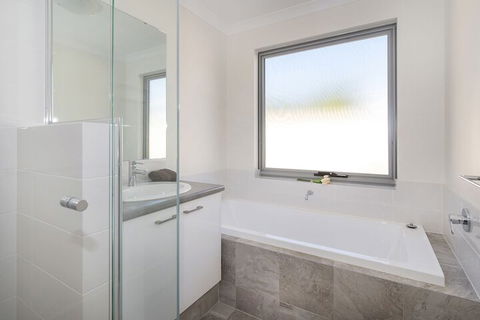 Gale House - Accommodation Port Macquarie 7