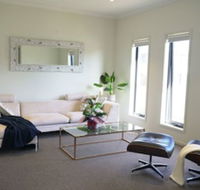 Brand New 4 Bedrooms House - Accommodation Port Macquarie