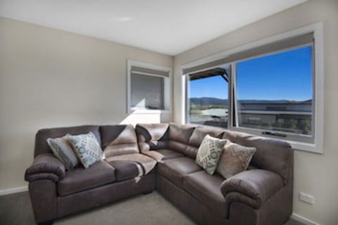 T-Bar On Twynam - Accommodation Port Macquarie 0