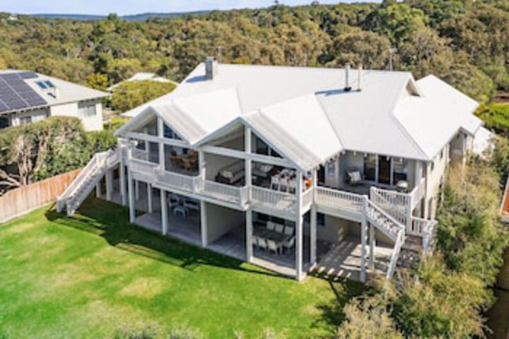 Eagle Bay WA Accommodation Port Macquarie