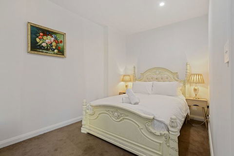 HomeHotel Cozy Duplex In Serene Suburb - Accommodation Port Macquarie 2