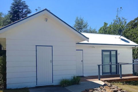 Old White Church Bed & Breakfast - Accommodation Port Macquarie 0