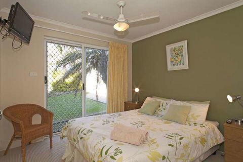 1 / 17 22nd Ave Sawtell NSW - Accommodation Port Macquarie 4