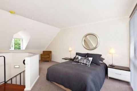 Spacious City 2 BR House Fit 6 PP - Accommodation Port Macquarie 2