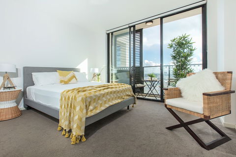 Redfern One Bedroom Apartment With Views - Accommodation Port Macquarie 3