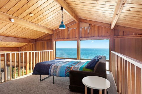 Cliffs End Beach Shack 105 Gold Coast Drive Carrickalinga - Accommodation Port Macquarie 4