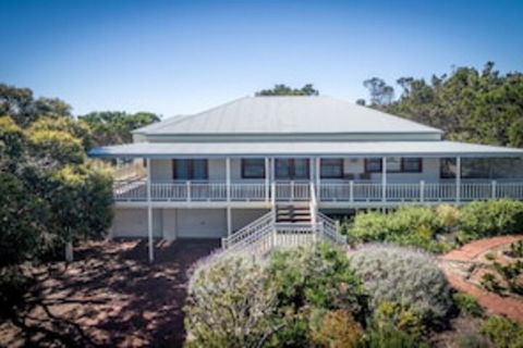 The Banksia 3 Banksia Court - Accommodation Port Macquarie 0