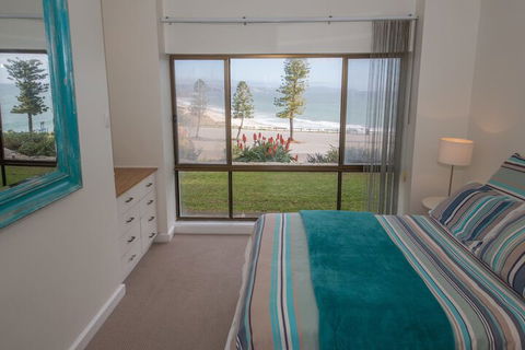 King Of North Bay 103 Gold Coast Drive - Accommodation Port Macquarie 5