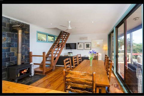 North Views Galore 3 Gulf Close - Accommodation Port Macquarie 6