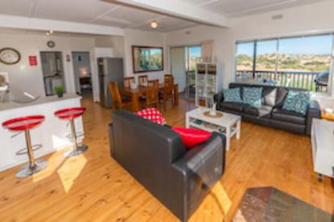 Carrickalinga Seahaven: Coastal Escape 4brm 29 Riverview Drive - Accommodation Port Macquarie 0