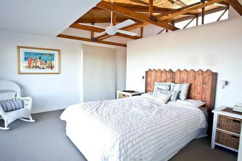 Stones Throw 26 River View Drive - Accommodation Port Macquarie 6