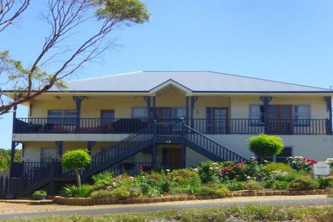 Lavender Hills 12 Bennett Street - Accommodation Port Macquarie 1