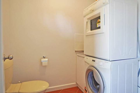 THE Sails 8 Linen Included Central Location - Accommodation Port Macquarie 5