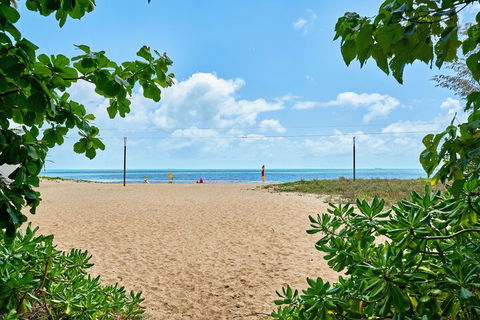 The Mediterranean Beachfront Groundfloor Apartment - Accommodation Port Macquarie 5