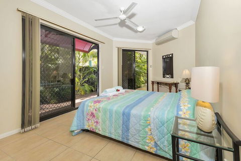 The Mediterranean Beachfront Groundfloor Apartment - Accommodation Port Macquarie 3