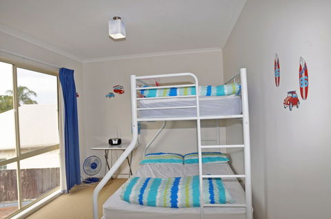 THE Esplanade 4 Free Wifi & Foxtel - Accommodation Port Macquarie 1