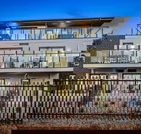 Manhattan Apartments - Notting Hill - Accommodation Port Macquarie
