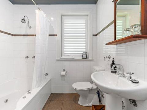 Broughton Mill Farm Guesthouse Berry - Accommodation Port Macquarie 4