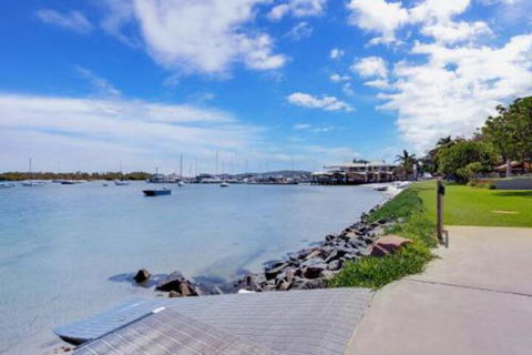 Sunset Court Unit 1 / 3 Resthaven Avenue - Accommodation Port Macquarie 0