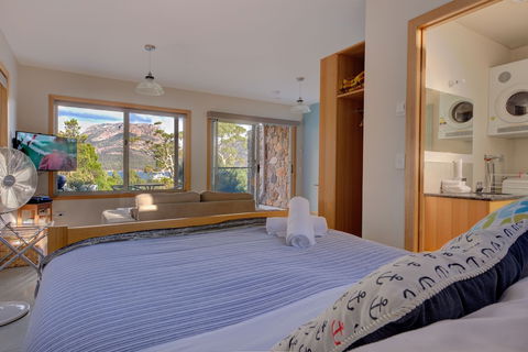 Freycinet Stone Studio 6 - Accommodation Port Macquarie 4