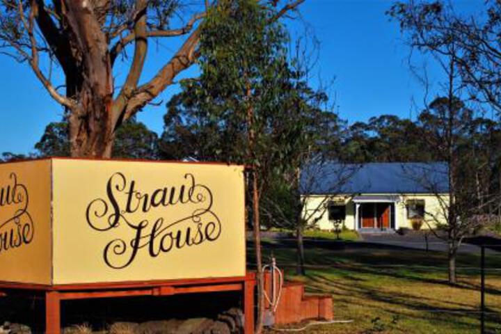 Dalveen ACT Accommodation Port Macquarie