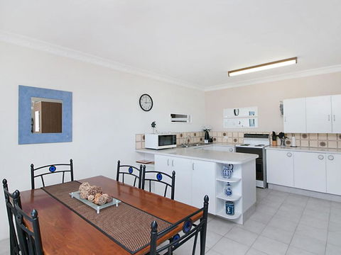 5 / 18 Endeavour Parade Riverfront Tweed Heads - Accommodation Port Macquarie 1
