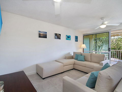 Woobera Unit 14 On The Hill Overlooking Tweed Heads & Coolangatta - Accommodation Port Macquarie 6