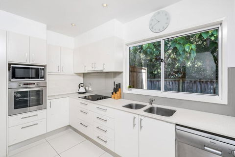 A SWEET ESCAPE Serenity On Sallywattle - Accommodation Port Macquarie 6