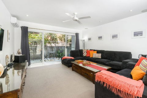 A SWEET ESCAPE Serenity On Sallywattle - Accommodation Port Macquarie 4