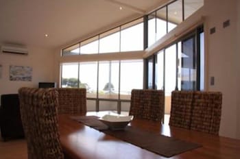 Birubi Holiday Homes - Accommodation Port Macquarie 1