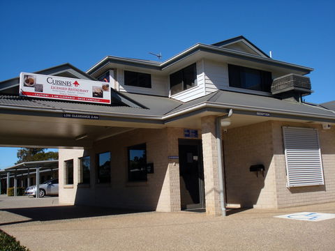 Oakey Motor Inn - Accommodation Port Macquarie 5
