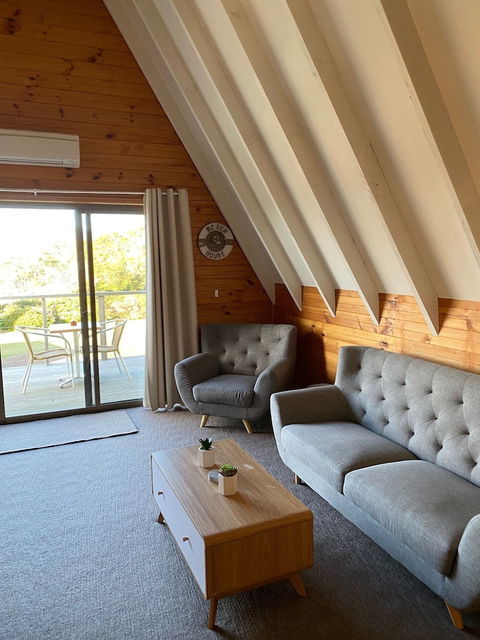 Bicheno By The Bay - Accommodation Port Macquarie 3