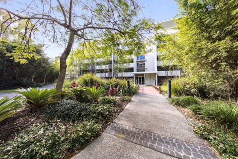 Oaks Brisbane Mews Suites - Accommodation Port Macquarie 1